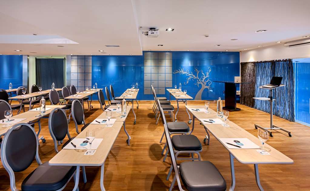 Occidental Hotel Kadyks